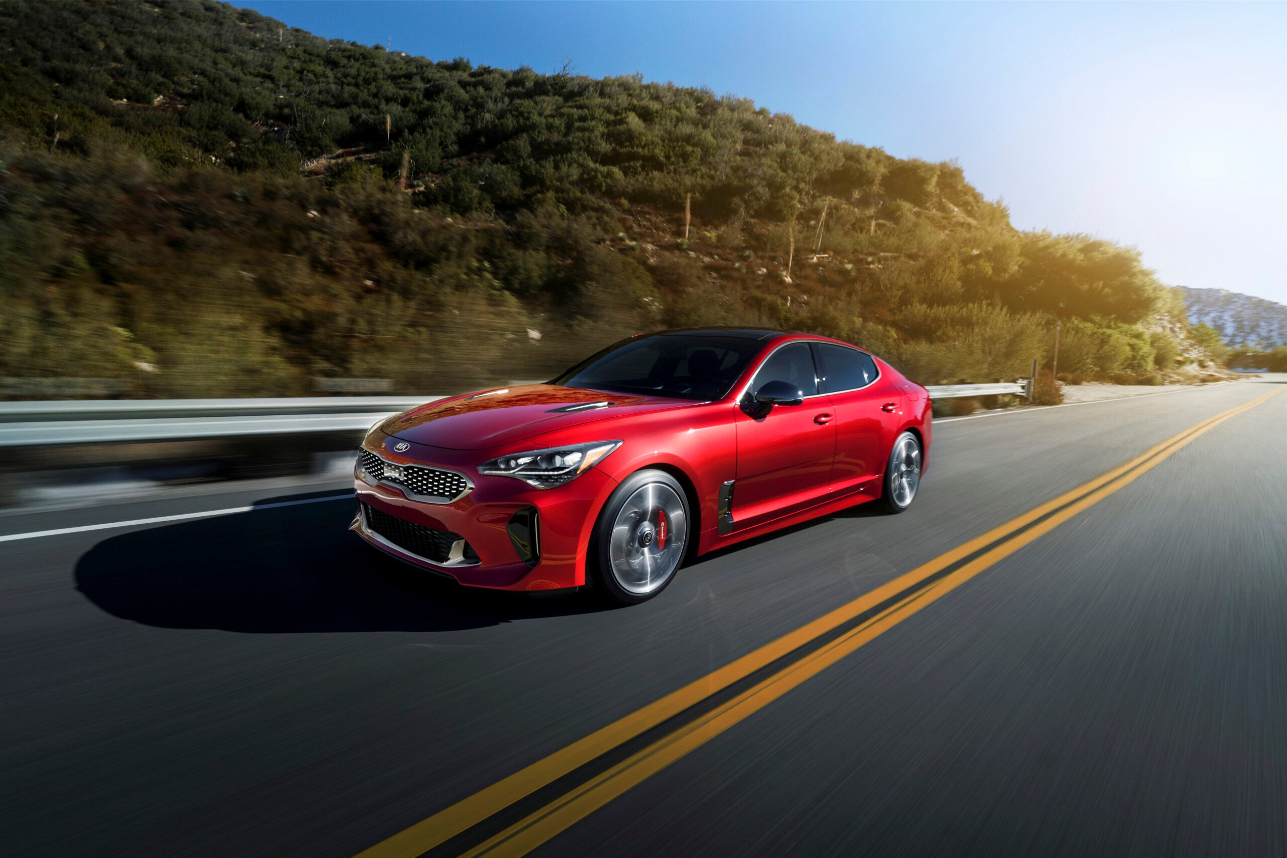 What the experts say about the 2018 Kia Stinger