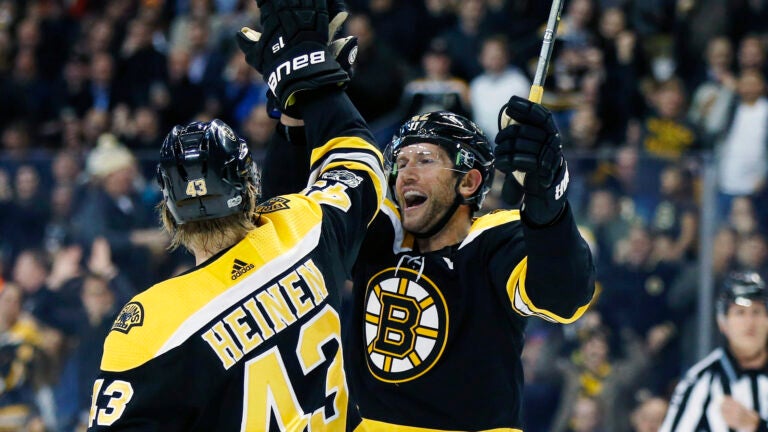 Zdeno Chara still a big reason why the Bruins are successful - The Boston  Globe