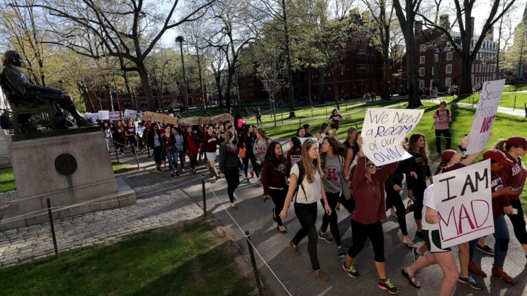Harvard Women Protest 2016