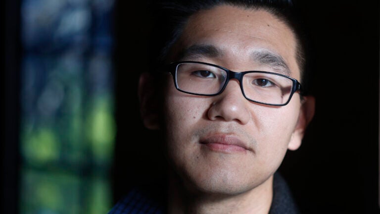 Grad Student Shawn Rhoads