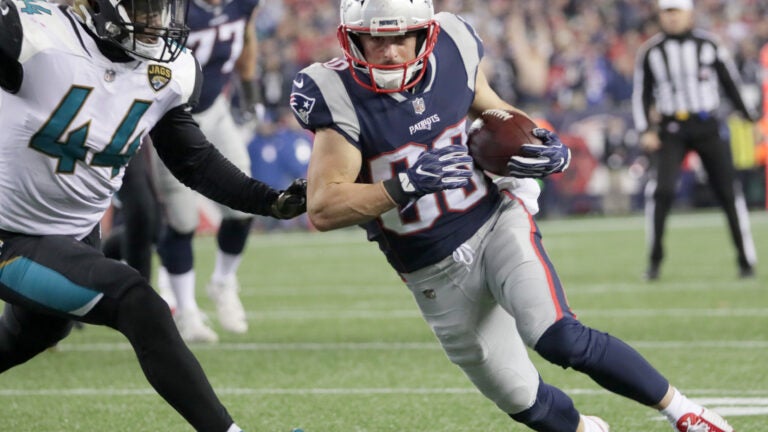 Patriots complete comeback over Jaguars to return to the Super