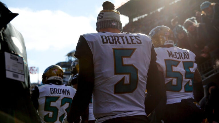 Bortles throws 4 TDs as Jaguars beat Patriots in AFC championship