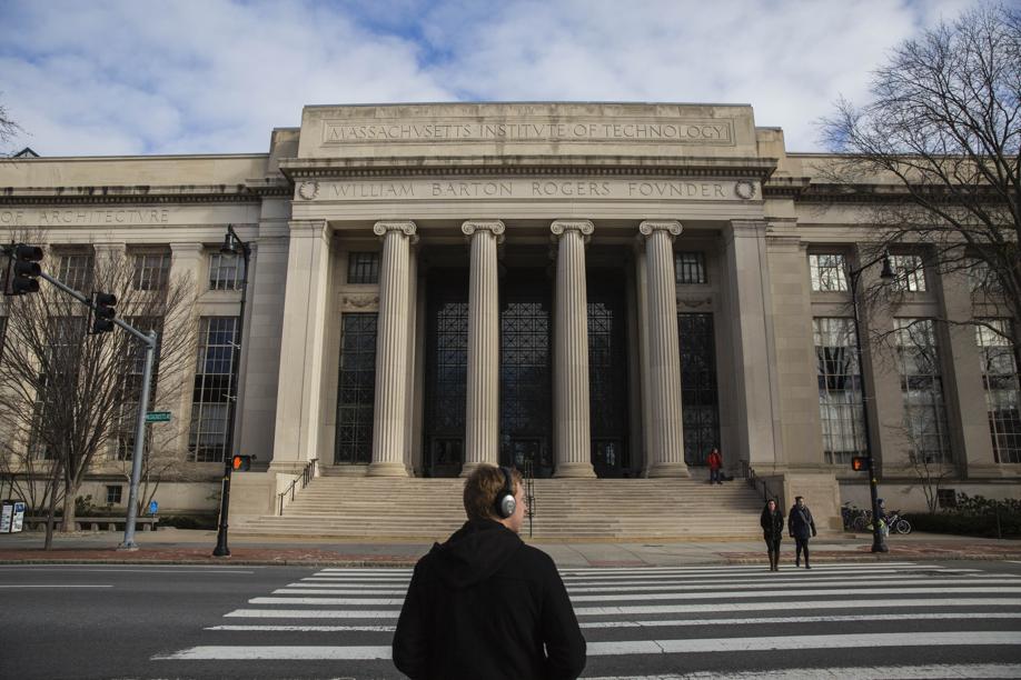 MIT-School-Humanities-Cambridgeport