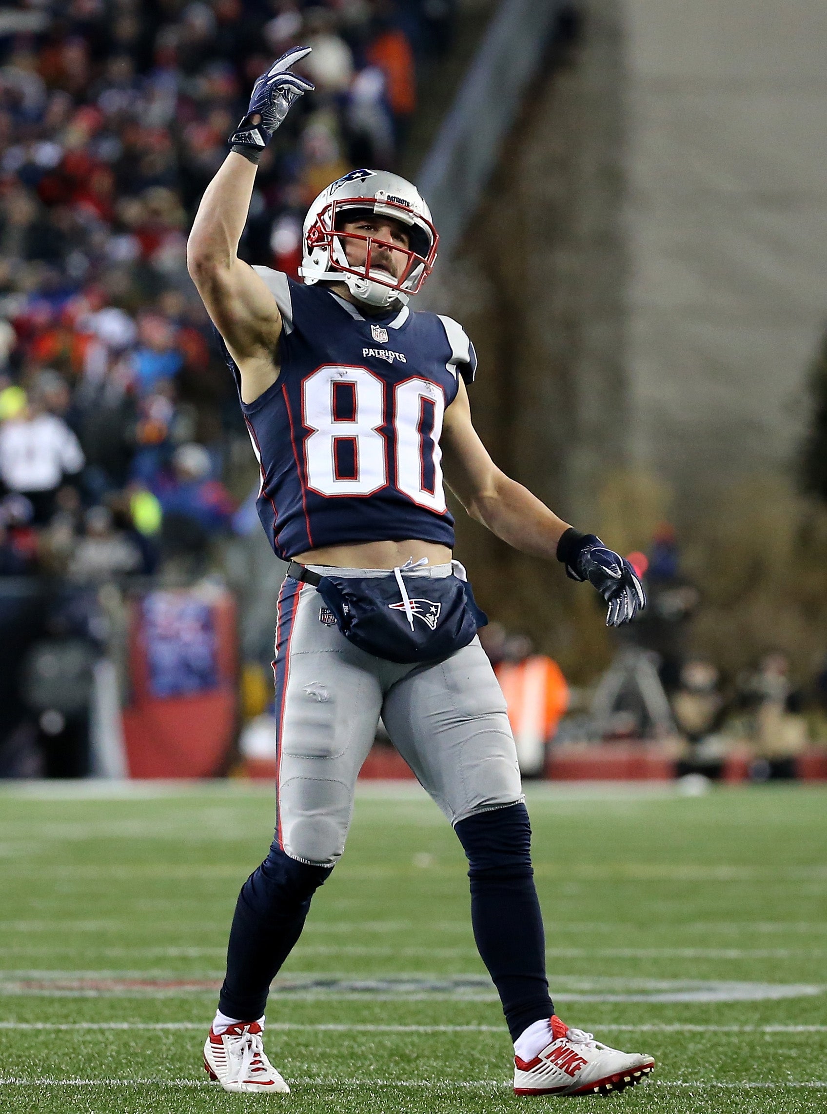 Patriots' Bill Belichick praises Danny Amendola following