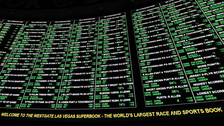 List of Over 400 Prop Bets for Super Bowl 52