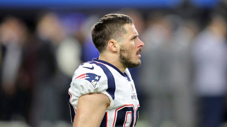 New England Patriots wide receiver Danny Amendola (L) catches game