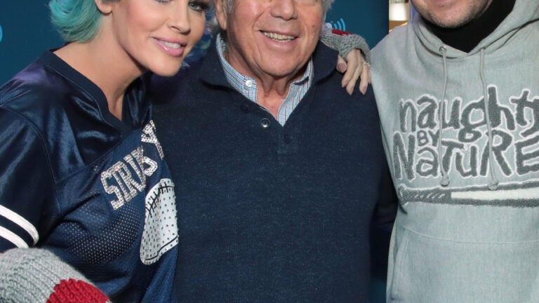 Donnie Wahlberg Robert Kraft Jenny McCarthy