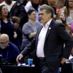 Geno Auriemma UConn