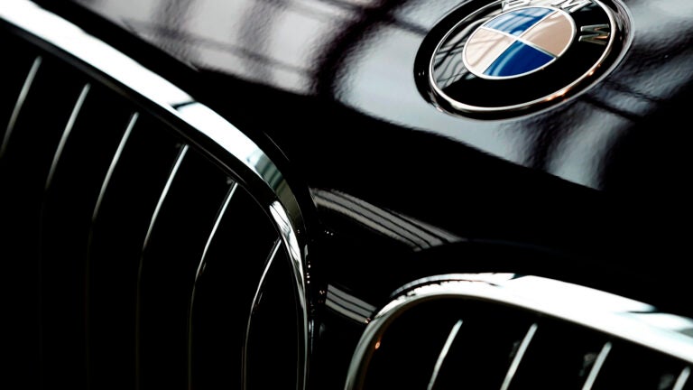 BMW will spend more on autonomous driving, electric cars