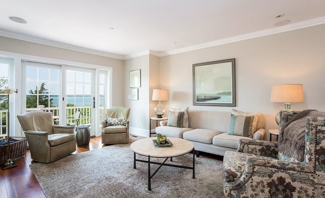 401-Schooner-Way-Plymouth