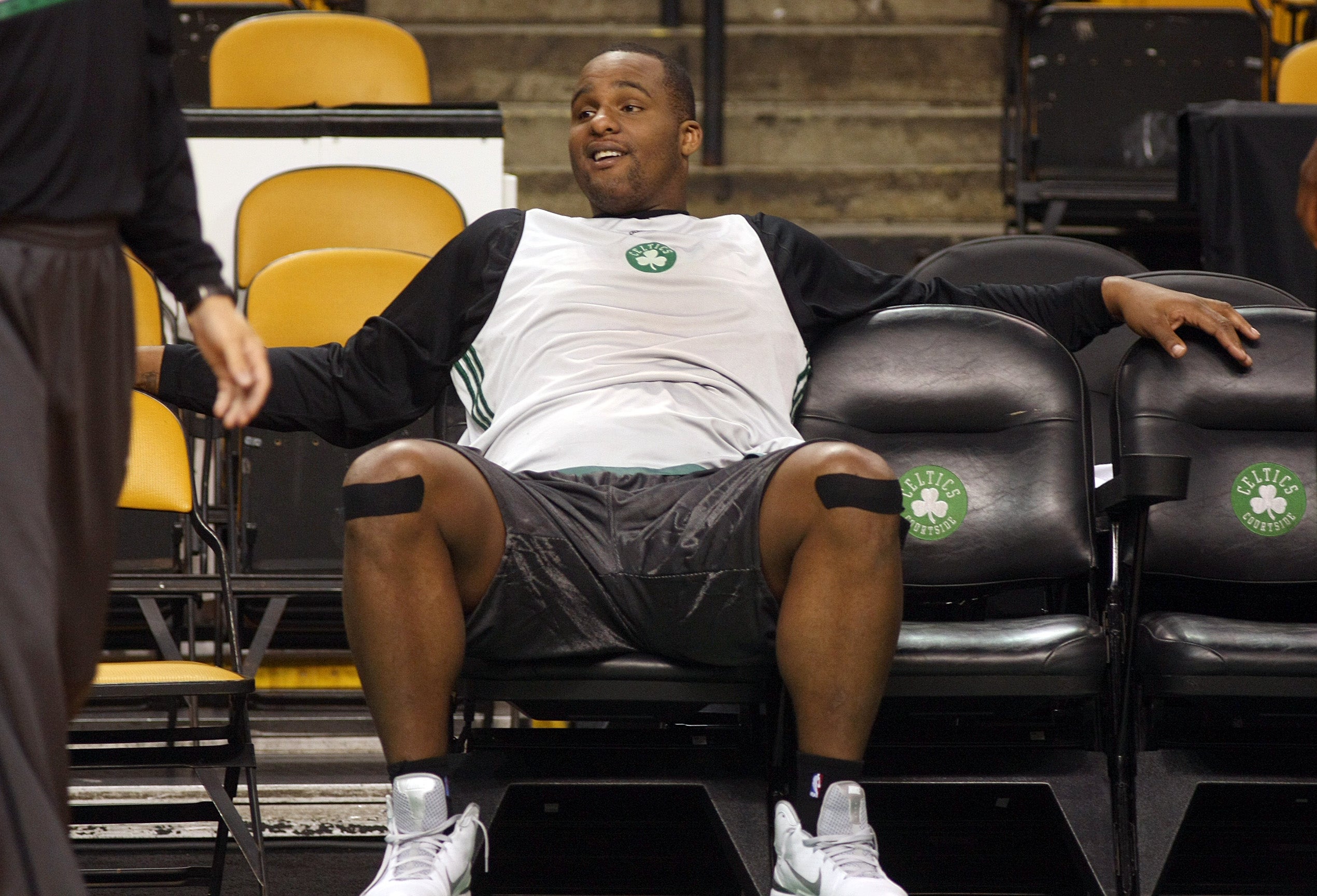 Former Celtic Glen Davis avoids jail time in marijuana bust