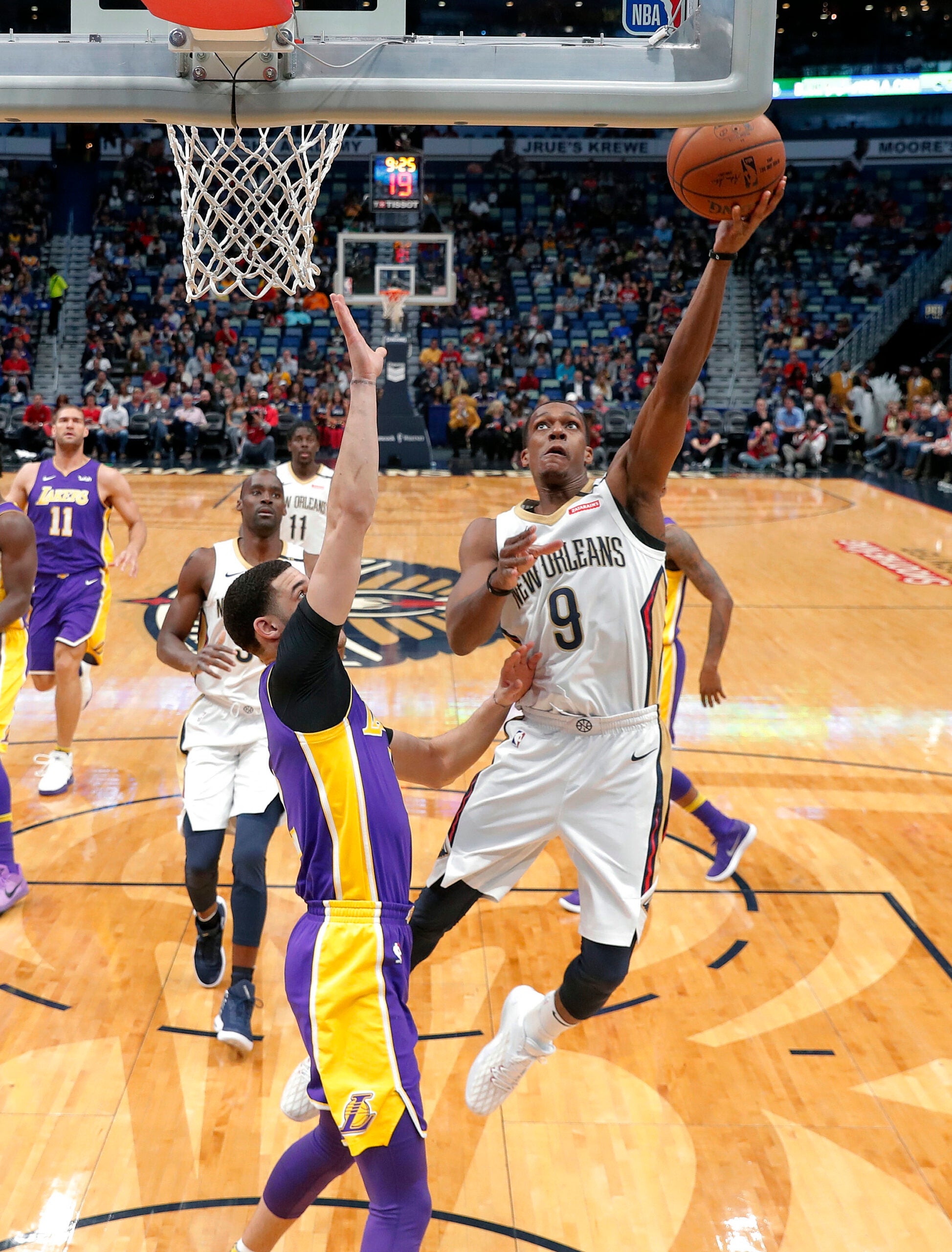 Anthony Davis on Rajon Rondo's performance against the Lakers: 'He ...