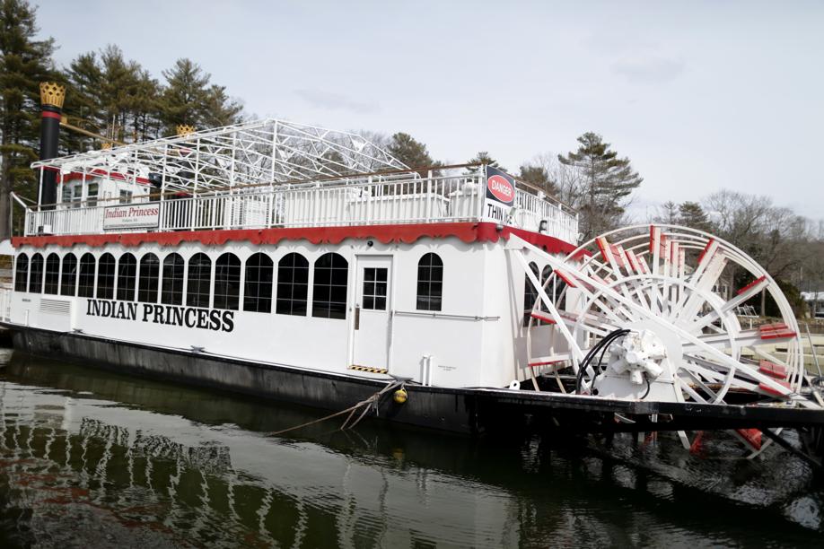 What is it like to live in ster, MA?