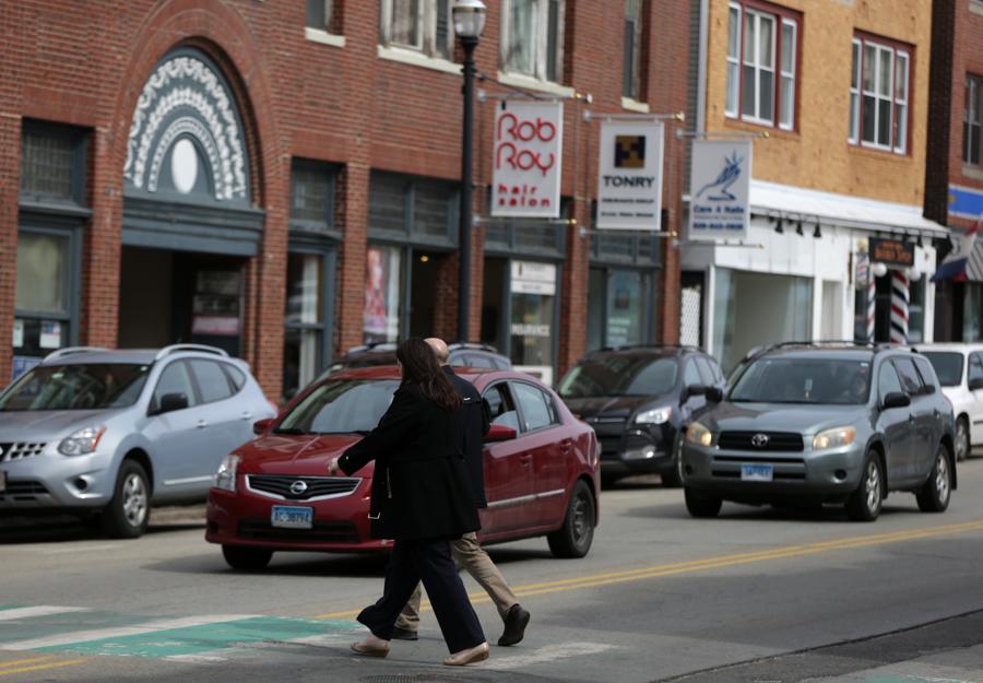 What is it like to live in ster, MA?