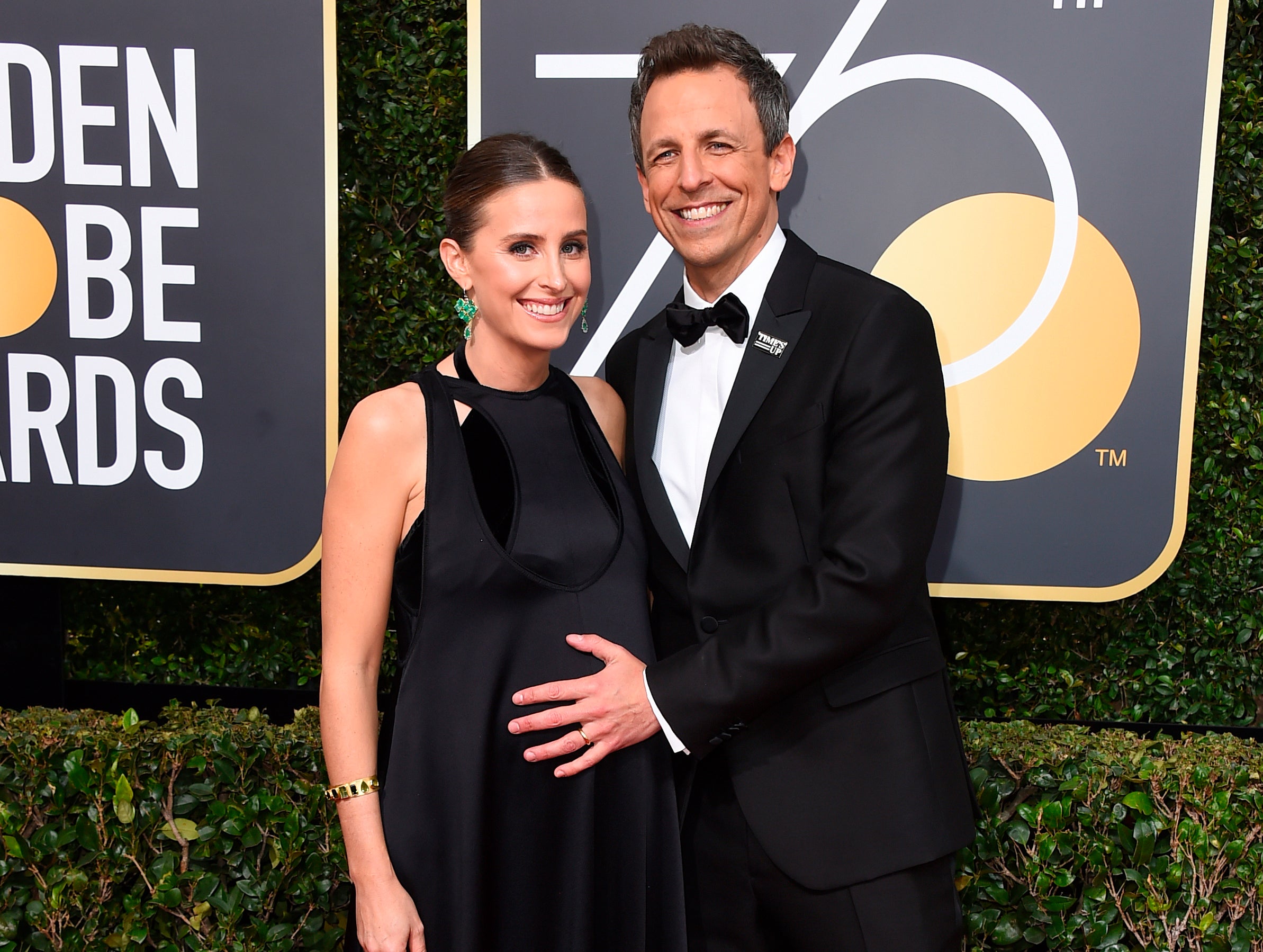 Seth Meyers&#39; wife, Alexi Ashe, gives birth in lobby of their apartment  building