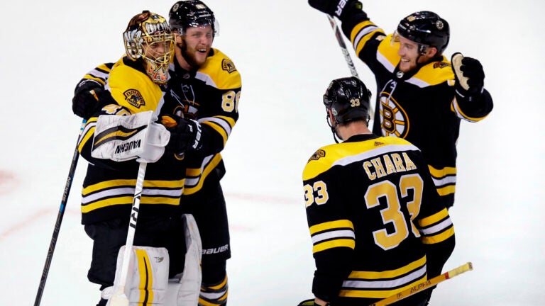Tuukka Rask, David Pastrnak, Zdeno Chara, Matt Grzelcyk