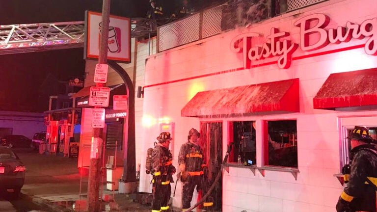 Fire shuts down South Boston Tasty Burger