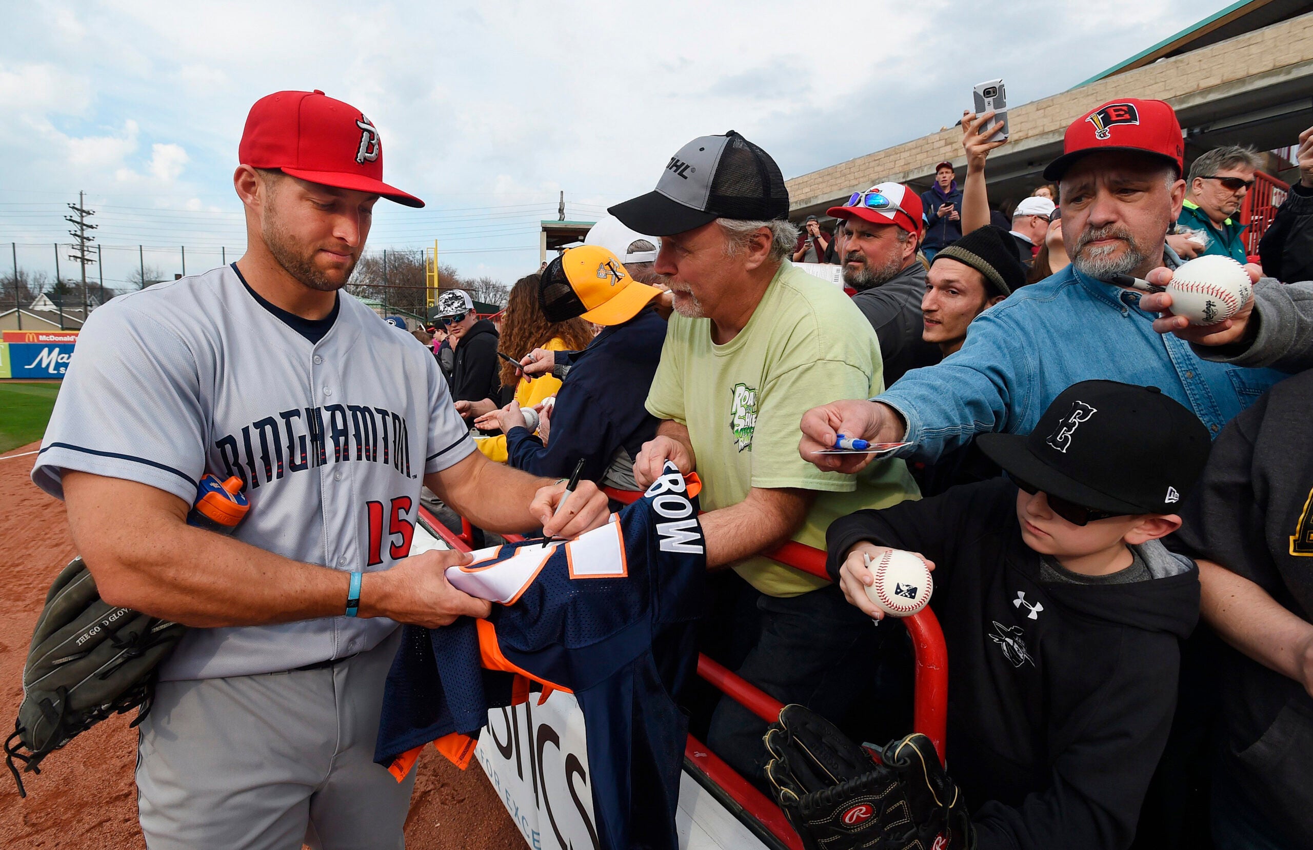 Tim Tebow to begin baseball season with Binghamton AA team