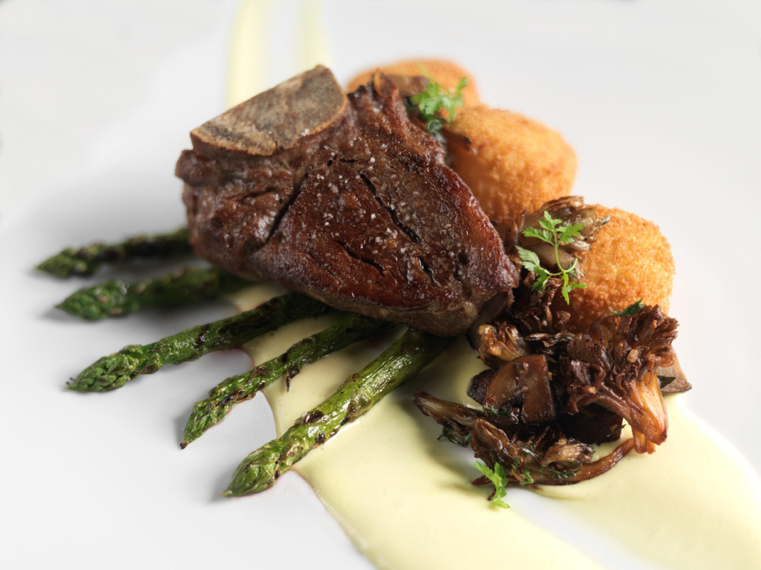 Boston Chops opens its second location in Downtown Crossing