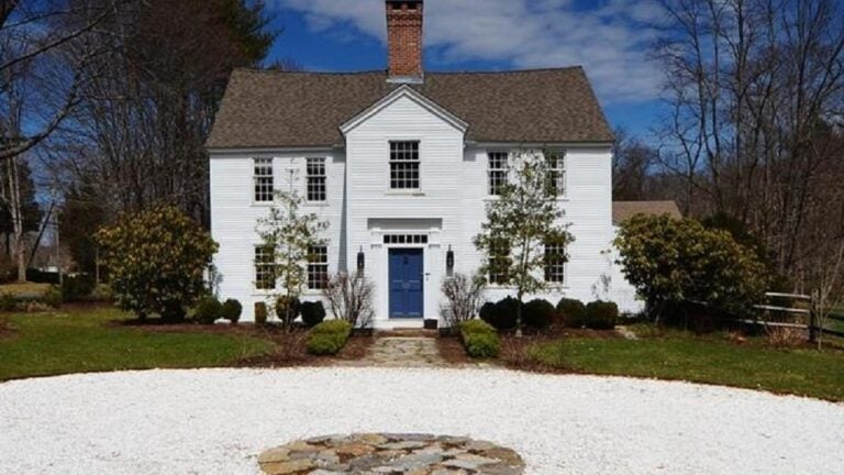 Peck-Tavern-Old-Lyme-Exterior