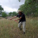 Cutting-Grass-With-Scythe