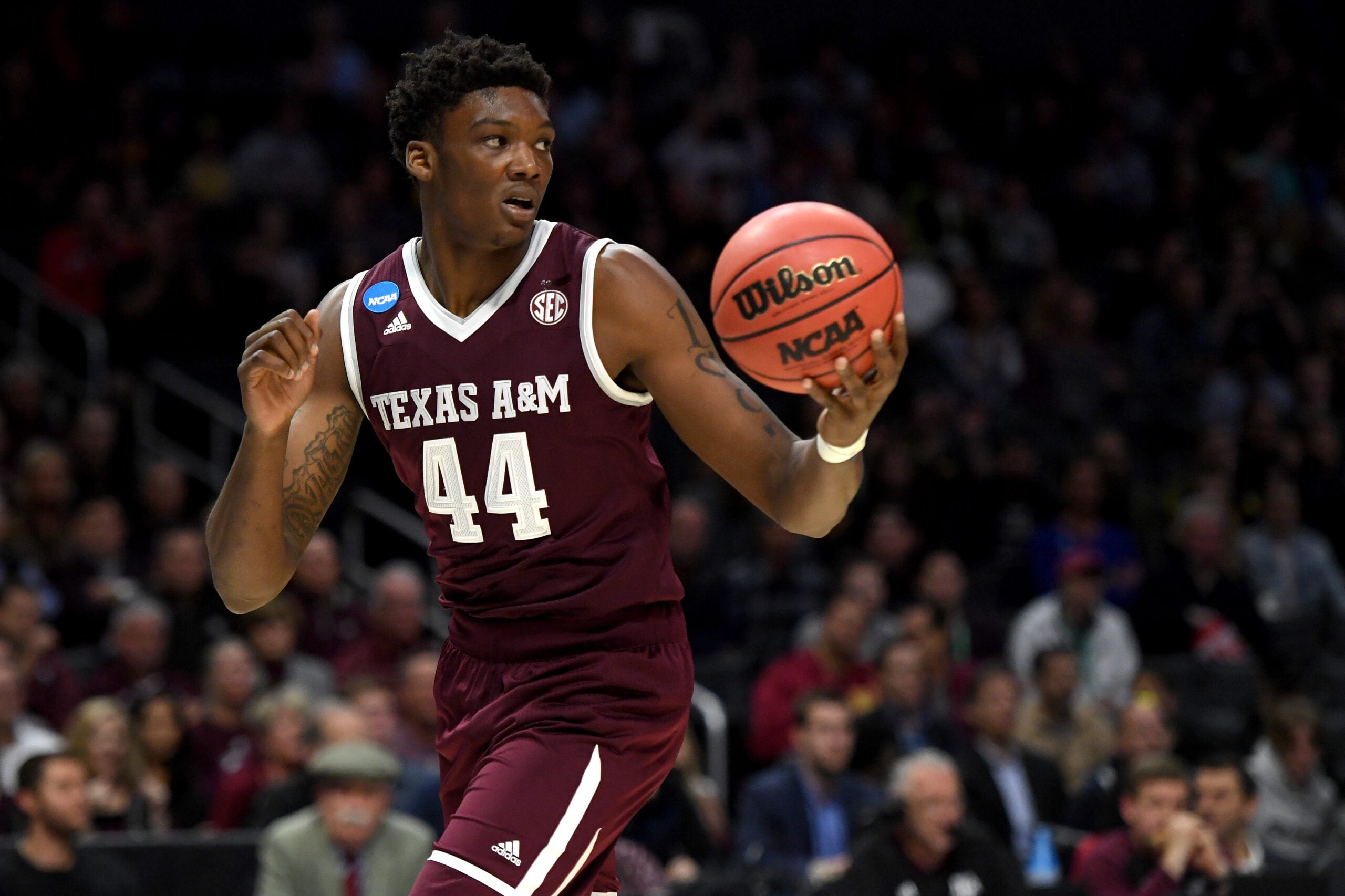 Boston's Robert Williams III taken 11th in 2018 NBA redraft