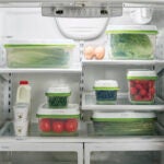 Kitchen-Storage-Rubbermaid