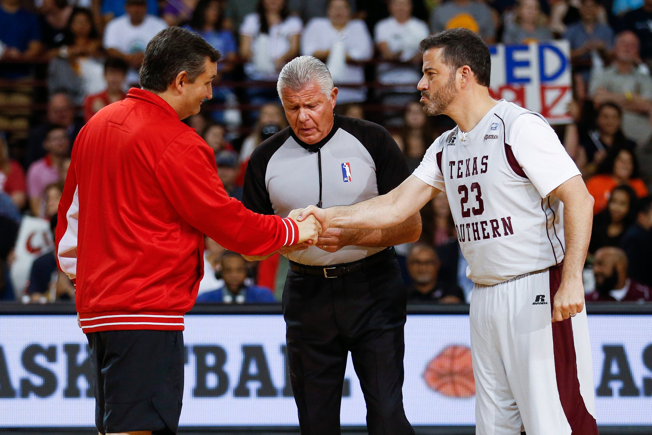 Sen. Ted Cruz beats TV host Jimmy Kimmel in charity basketball game