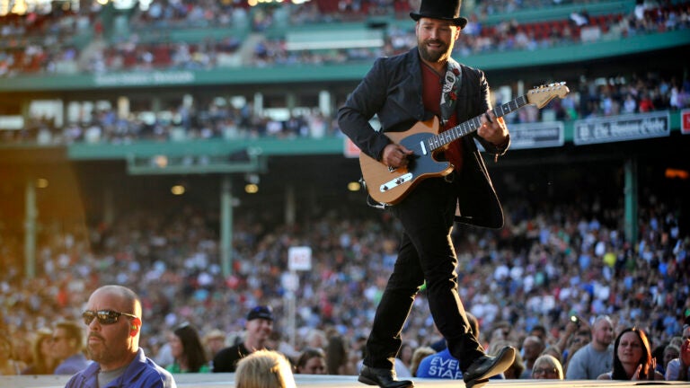 Zac Brown leads the Zac Brown Band in concert at Fenway Park. Josh Reynolds for The Boston Globe (Arts , johnstonm)