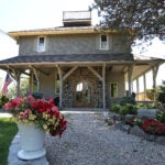 2-Roundys-Hill-Marblehead-Exterior