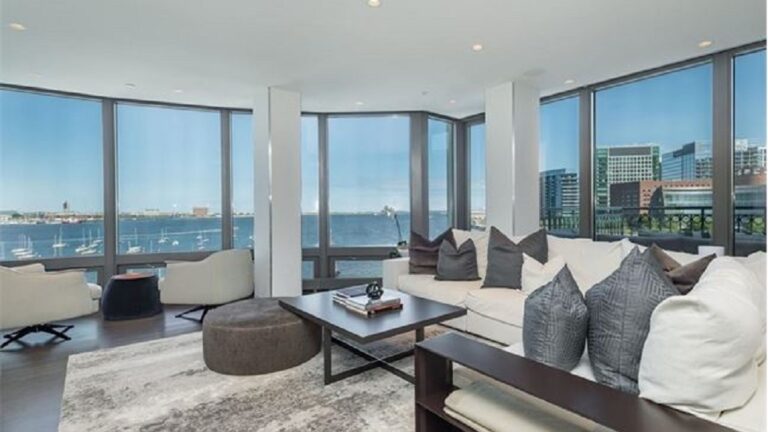 20-Rowes-Wharf-Interior