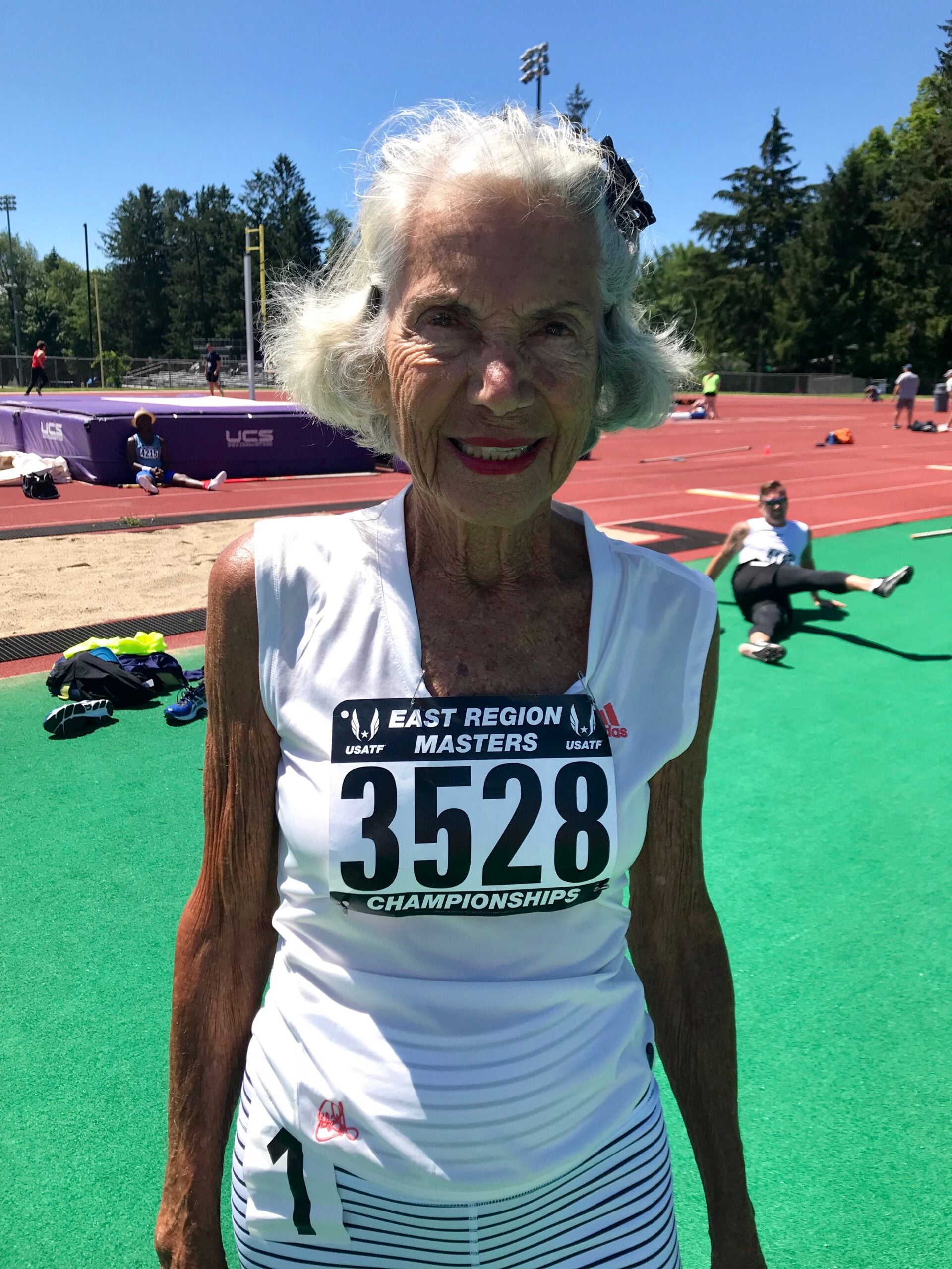 Diane Hoffman sets US record in 100-meter dash in 90+ age group