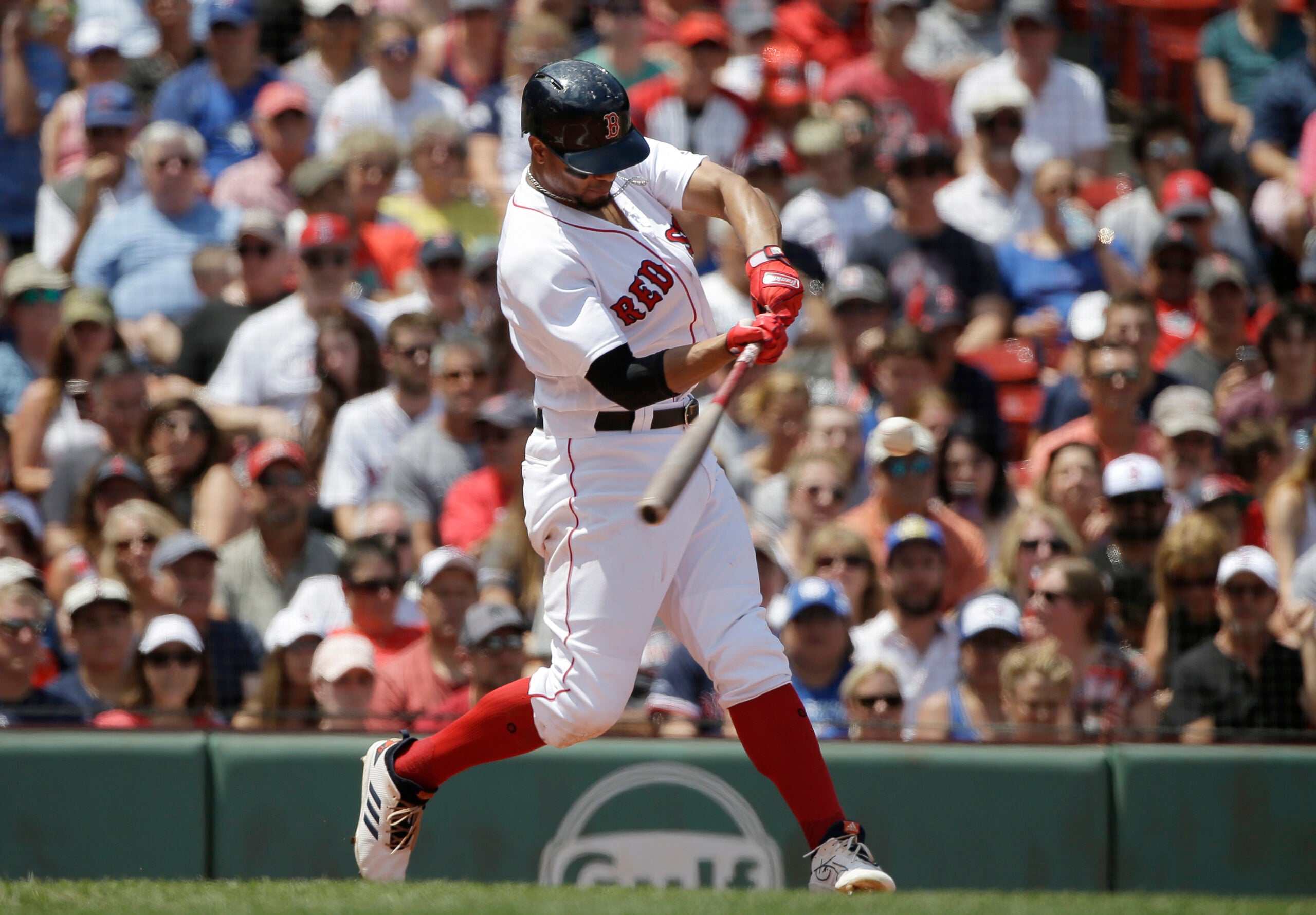 With another home run, Xander Bogaerts maintains his torrid pace