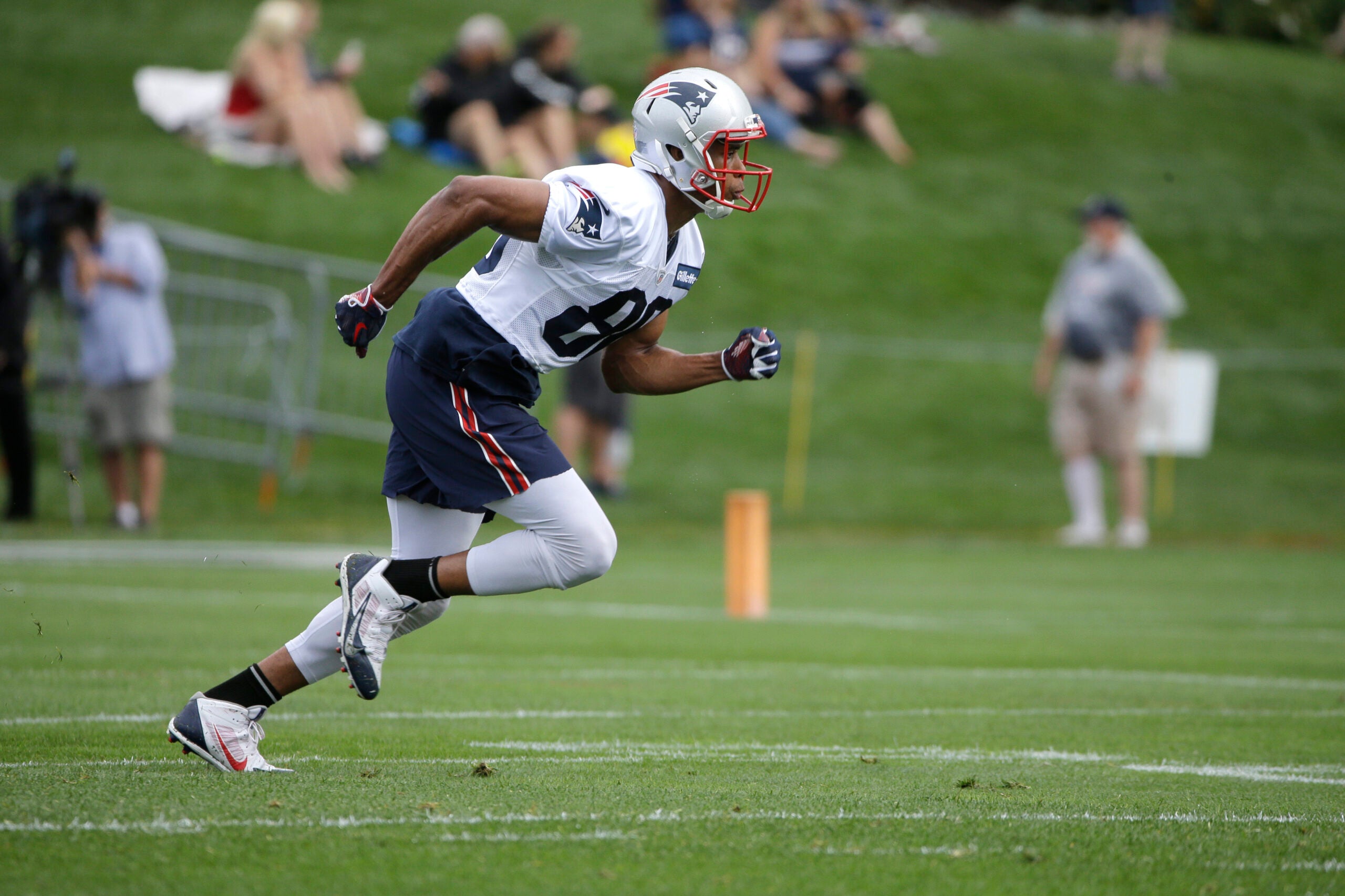 Patriots receiver Chris Hogan held without a catch for the second straight  week - The Boston Globe