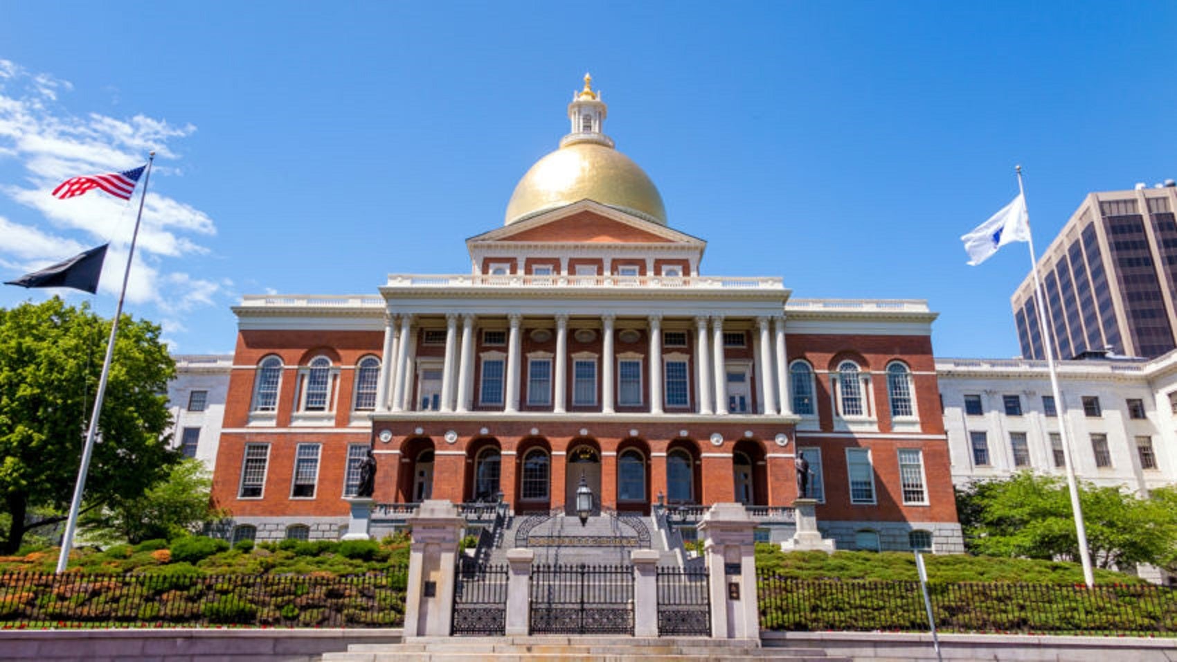 Massachusetts legislators consider legislation on gender neutral driver's  licenses – New Bedford Guide