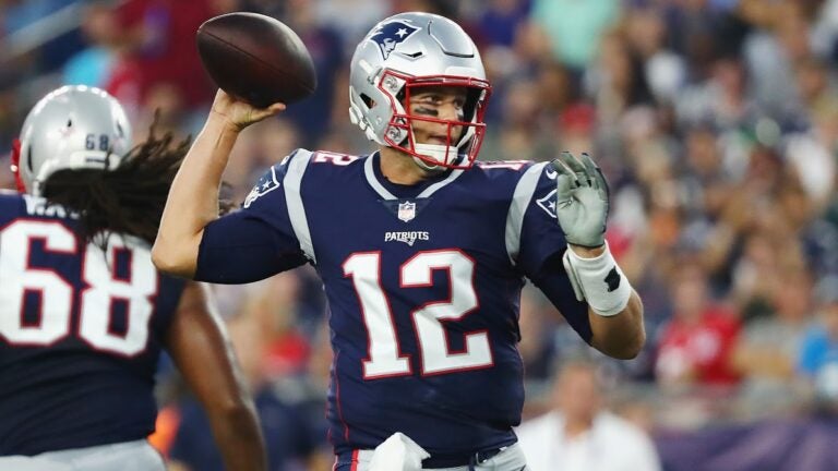 Watch Tom Brady's first touchdown pass of the preseason