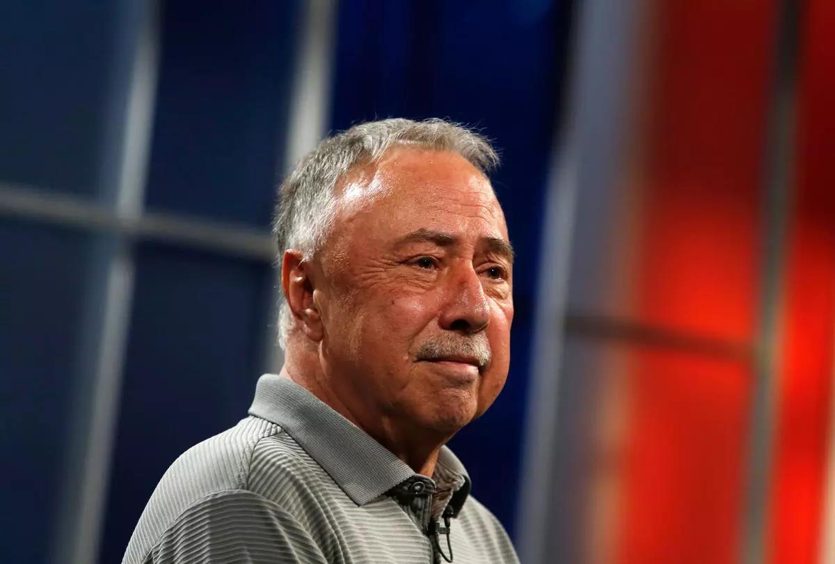 Red Sox TV analyst Jerry Remy announces cancer diagnosis