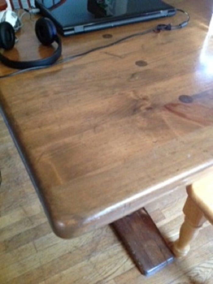 How to clean mossy roofs and sticky tables