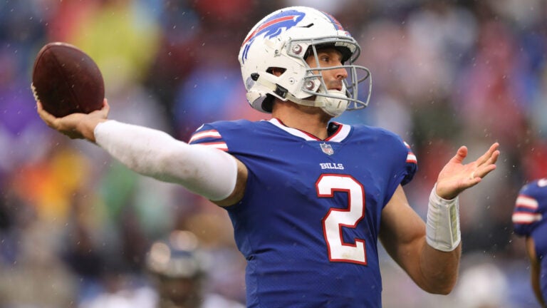 Final score: Houston Texans beat Buffalo Bills 20-13 thanks to Peterman