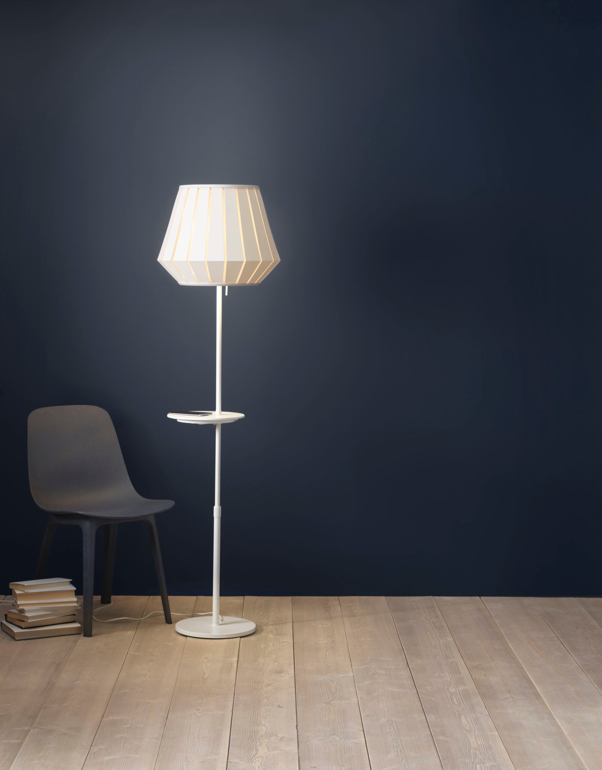 Varv floor hot sale lamp