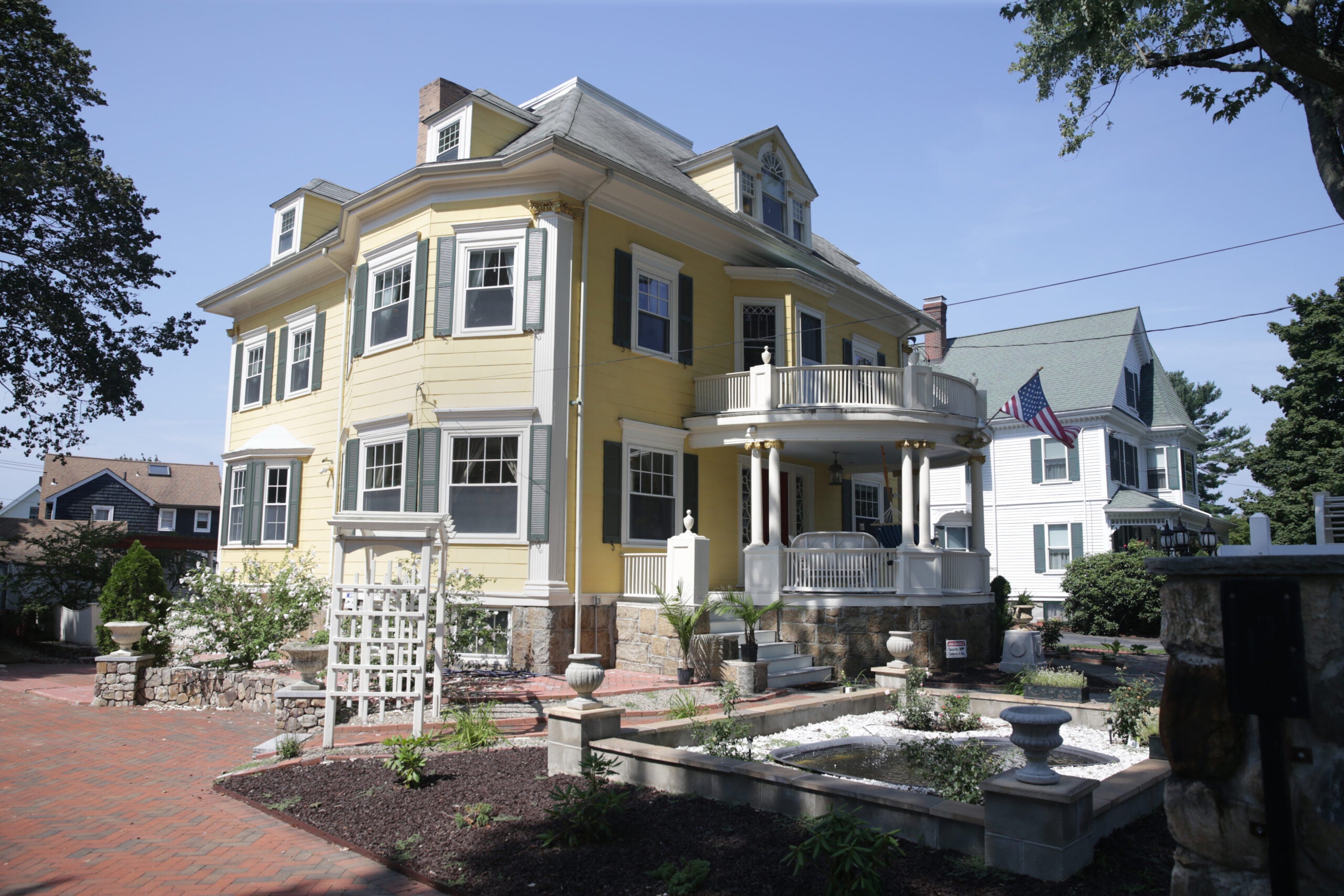 118-Bellevue-Ave-Melrose-Exterior