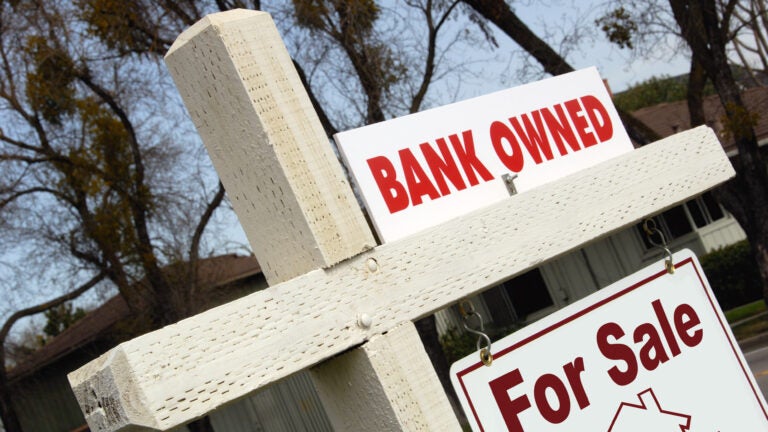 Home-Foreclosure-Sign-Bank-Owned