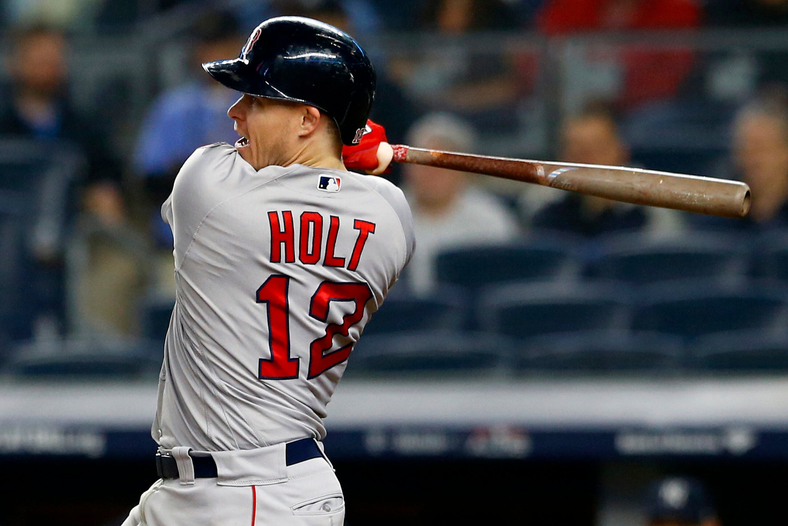 Red Sox rout Yankees 16-1 to take series lead, Brock Holt hits for