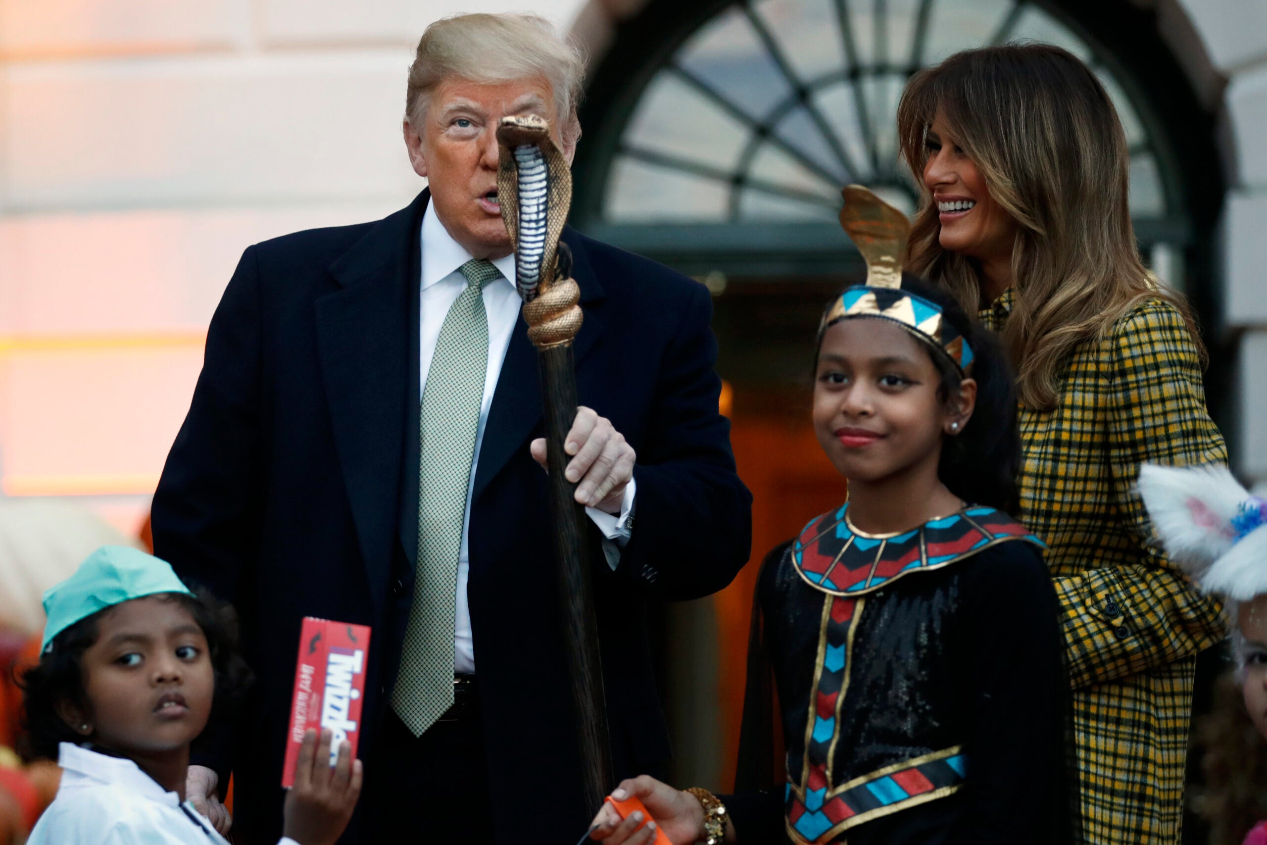 2019 President Donald Trump White House HALLOWEEN Hersheys Chocolate Candy Bar 