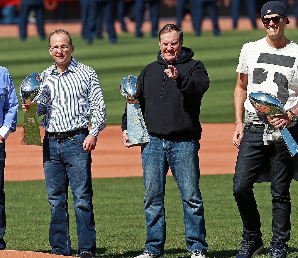 Tom Brady narrates open to World Series on Fox