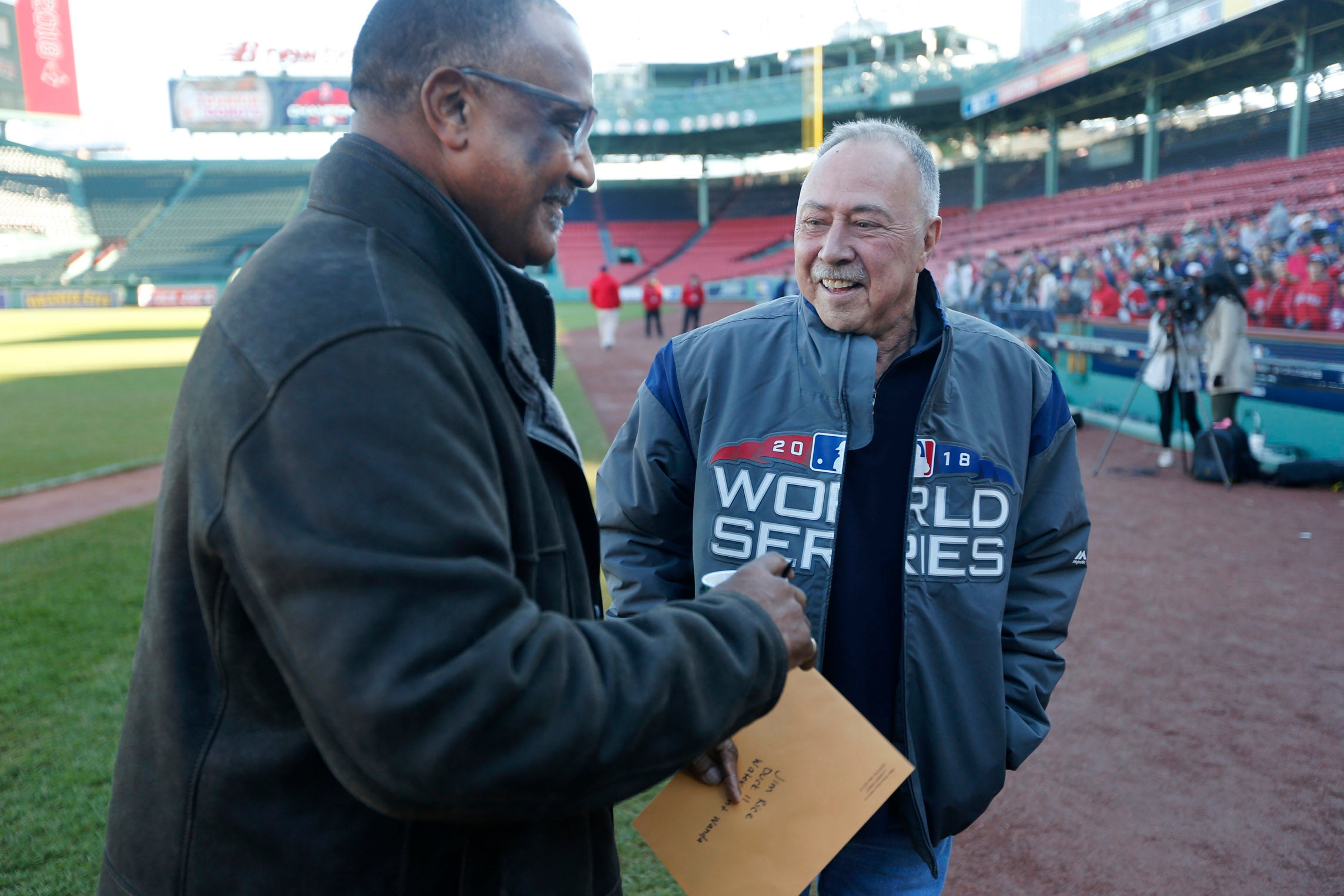 Red Sox analyst Jerry Remy says he'll undergo chemotherapy for