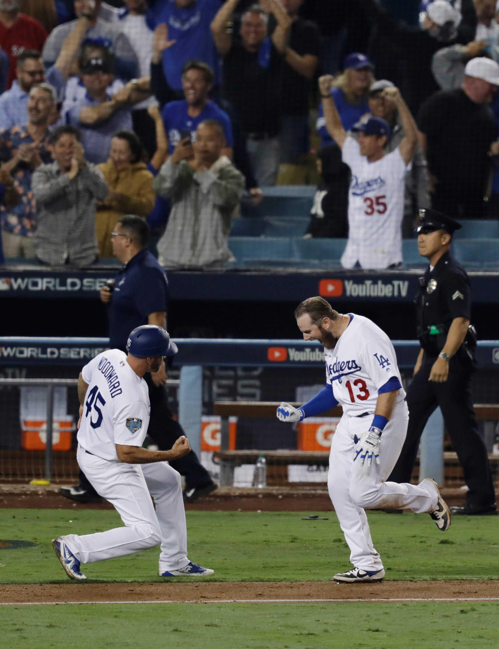 The Dodgers Subtweeted The Red Sox After Their 18-inning Win