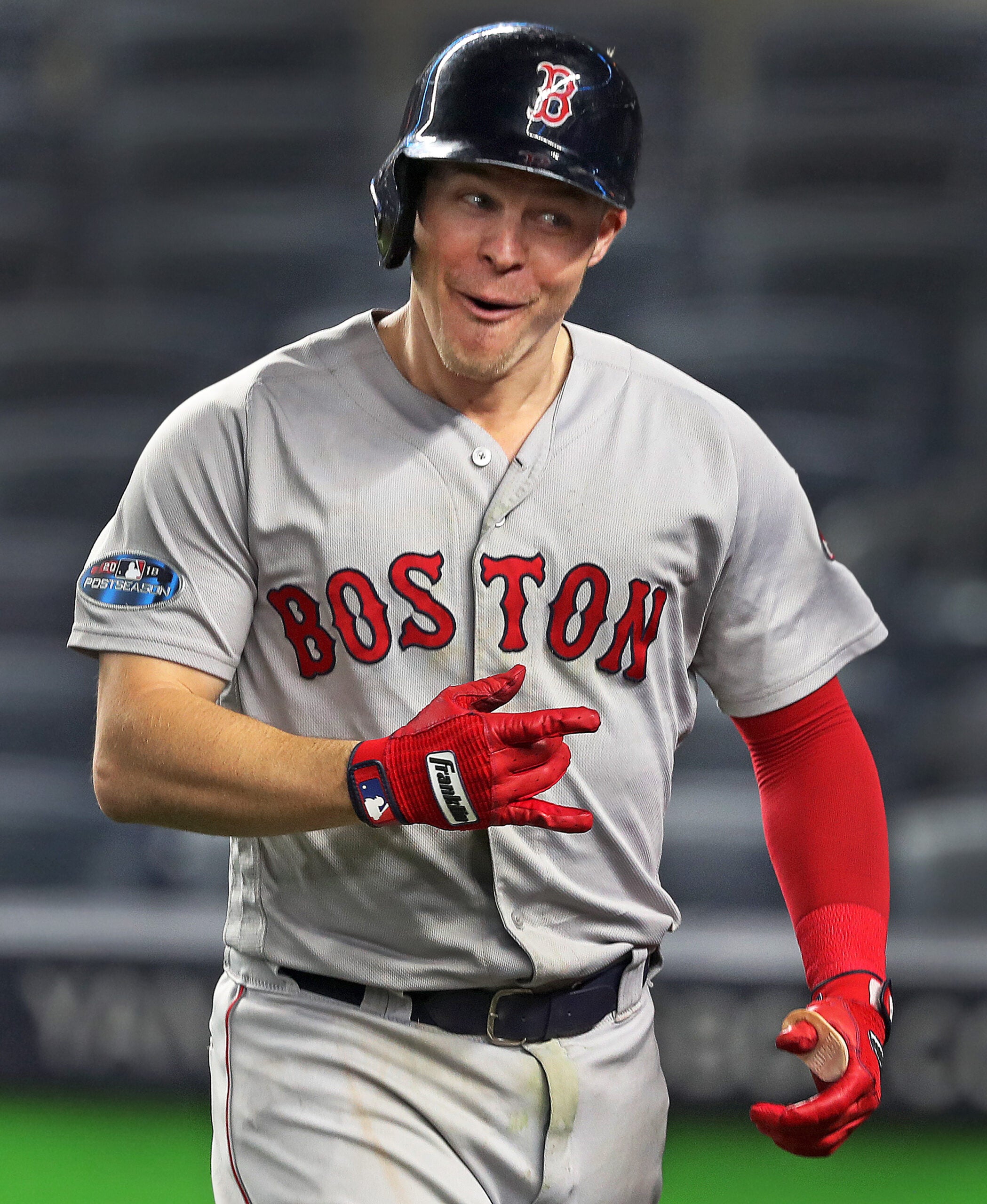 After 1st postseason cycle, Brock Holt returns to Boston's bench