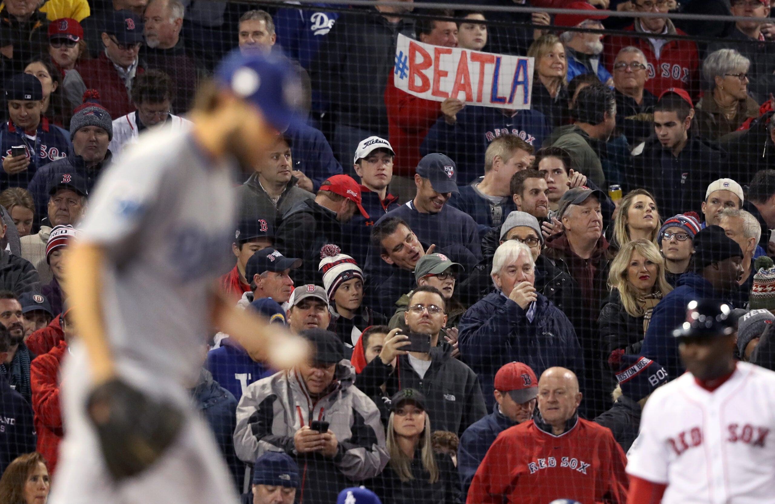 If you're a Red Sox fan in LA, here's where you can watch the World Series  - The Boston Globe