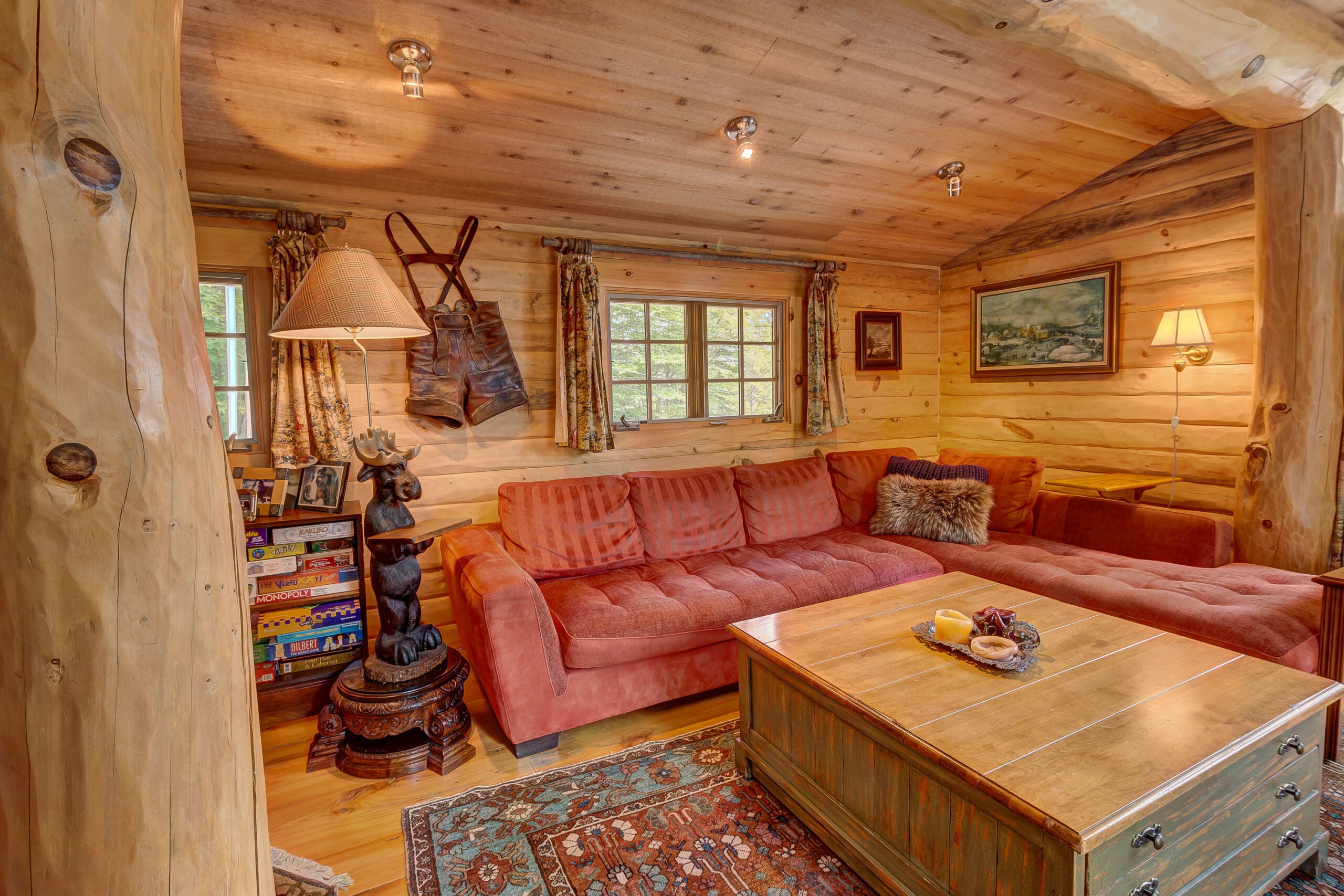5,000squarefoot Vermont chalet heads for auction. See inside.